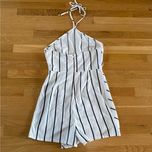 Aqua Bloomingdale's Womens Halter Top Striped Romper size medium size worn once - Picture 9 of 11